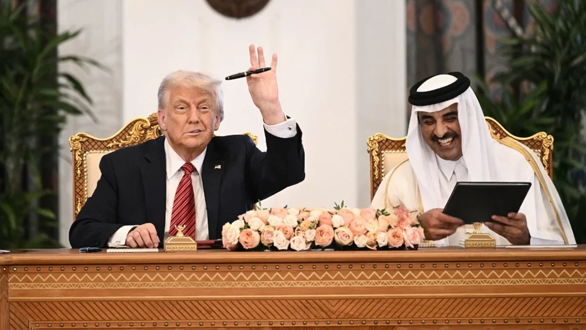 قطر بزرگ‌ترین قرارداد خرید هواپیما از بوئینگ را امضا کرد