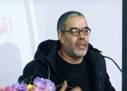 تصویر نورالدین ابو لحیه، اندیشمند الجزایری.