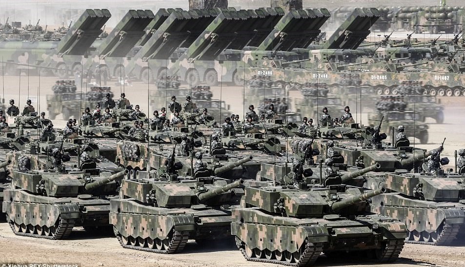 نماد قدرت و زور نظامی.