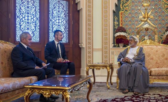 دیدار سلطان عمان با دبیر شورای امنیت روسیه در مسقط.