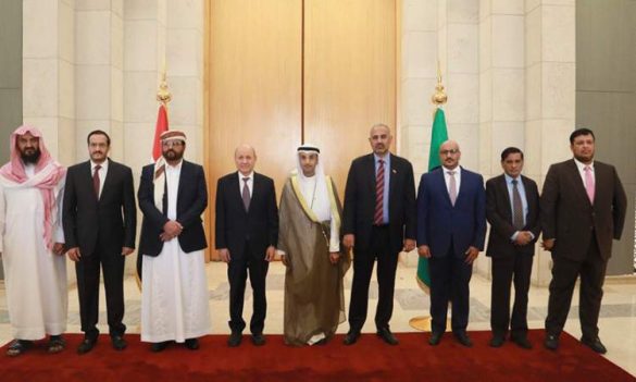 شکاف ها در دولت مزدوران.