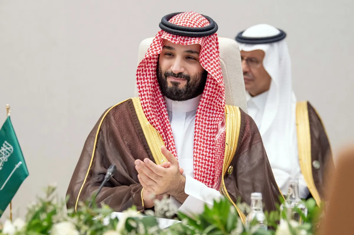 آیا بن سلمان می‌تواند دلار های جهان را به عربستان بکشد؟
