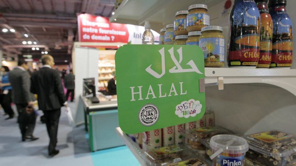 سرمایهگذاری 5.5 میلیارد ریالی سعودی برای سلطه بر بازار غذای حلال! سرمایهگذاری اقتصادی یا ابزاری برای نفوذ منطقهای؟ 1 سرمایهگذاری سعودی بر غذای حلال، برای نفوذ منطقهای.